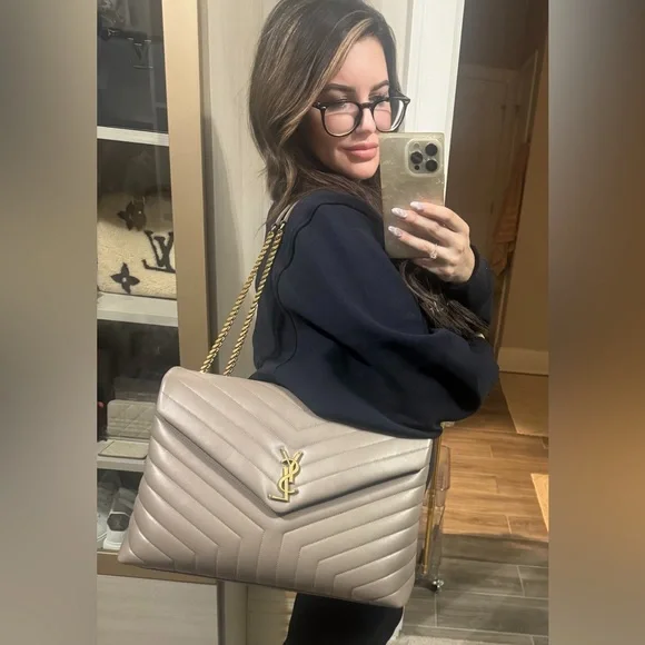 ❌SOLD❌⭐️NEW, SOLD OUT⭐️SAINT LAURENT LOULOU LARGE IN QUILTED LEATHER - Picture 3 of 17